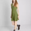 Ärmelloses Minikleid mit V-Ausschnitt Ärmelloses Minikleid mit V-Ausschnitt
