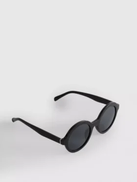 Runde getönte Sonnenbrille