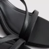 Sandalen mit Blockabsatz in weiter Passform