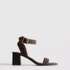 Sandalen mit Blockabsatz und Nieten