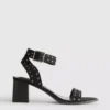 Sandalen mit Blockabsatz und Nieten