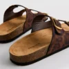 Sandalen mit doppeltem Riemen und Fußbett im Leopardenmuster