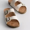 Sandalen mit doppelten Schnallenriemen