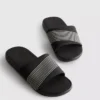 Sandalen mit einem Riemen