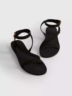 Sandalen mit Riemchen und Nieten