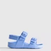 Sandalen mit Schnallenriemen