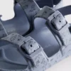 Sandalen mit Schnallenriemen