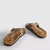 Sandalen mit T-Steg und Nietenbesatz