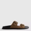 Sandalen mit zwei Riemen
