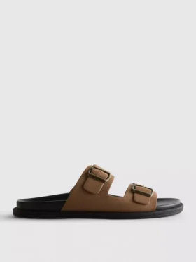 Sandalen mit zwei Riemen