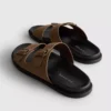 Sandalen mit zwei Riemen