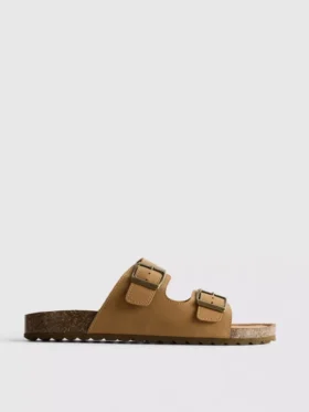 Sandalen mit zwei Schnallen Sandalen mit zwei Schnallen