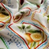 Schal mit Schmetterlingsprint