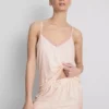 Schlafanzug mit Shorts und Top Schlafanzug mit Shorts und Top