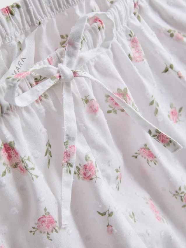 Schlafanzug-Shorts aus Dobby-Baumwolle mit Blumenmuster Schlafanzug-Shorts aus Dobby-Baumwolle mit Blumenmuster