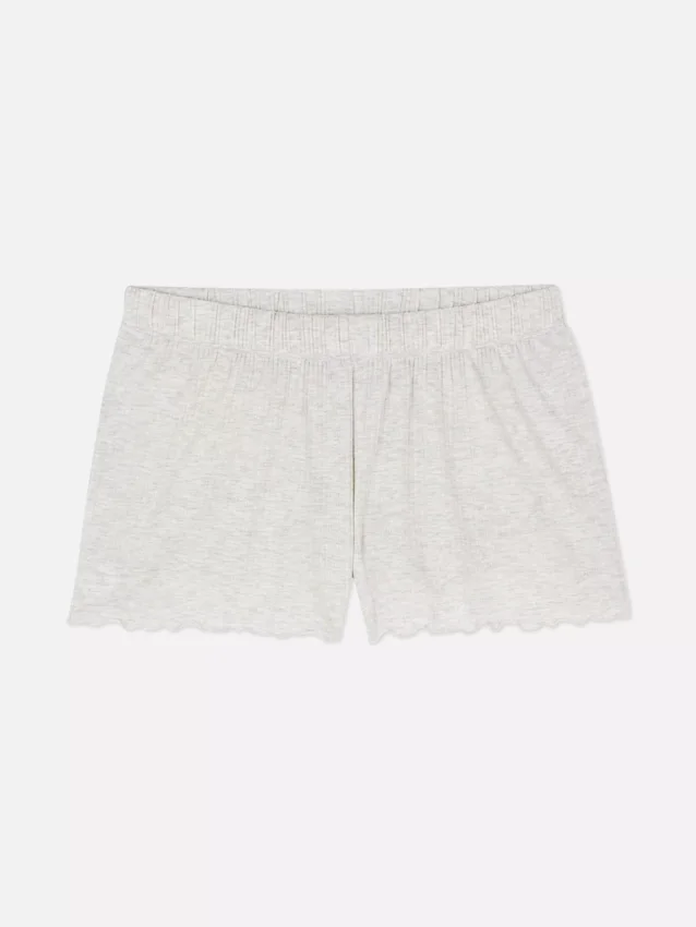 Schlafanzug-Shorts aus Jersey mit Rüschenbesatz Schlafanzug-Shorts aus Jersey mit Rüschenbesatz