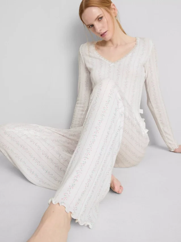 Schlafhose mit Blumen-Pointelle-Muster Schlafhose mit Blumen-Pointelle-Muster