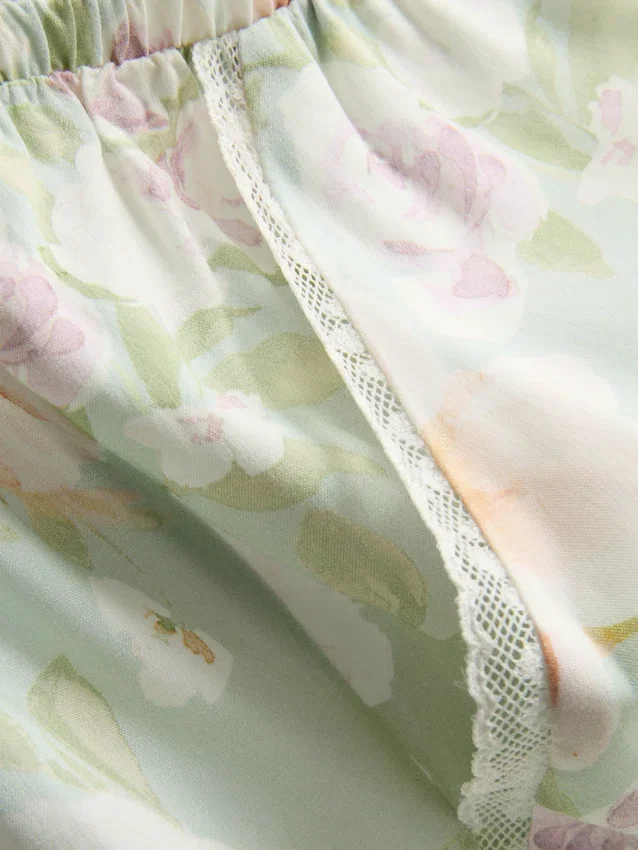 Schlafhose mit weitem Bein und Blumenmuster Schlafhose mit weitem Bein und Blumenmuster