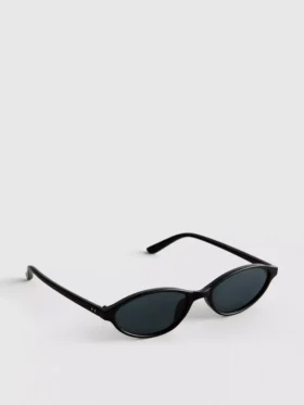 Schlanke, ovale Sonnenbrille
