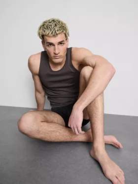 Schmal geschnittenes, geripptes Tanktop