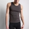 Schmal geschnittenes, geripptes Tanktop Schmal geschnittenes, geripptes Tanktop