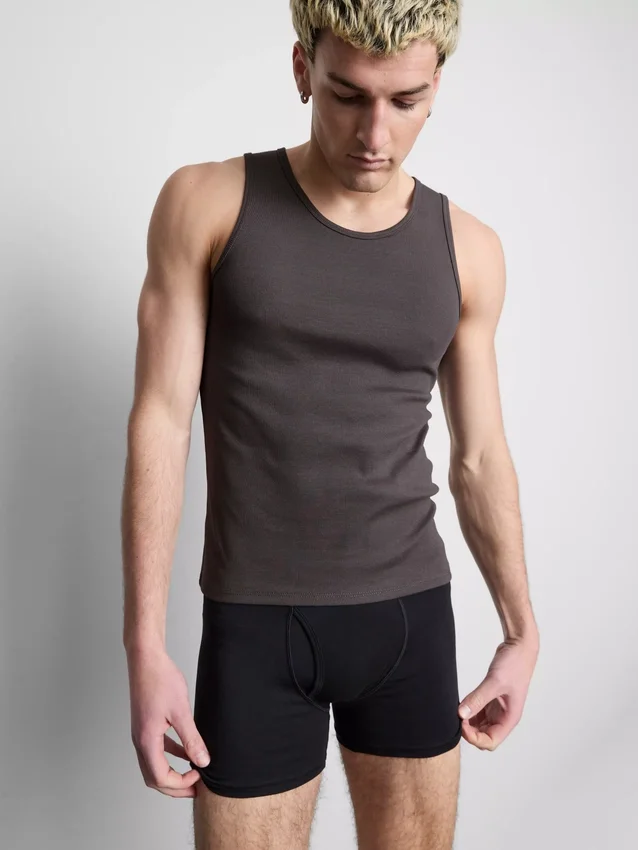 Schmal geschnittenes, geripptes Tanktop Schmal geschnittenes, geripptes Tanktop