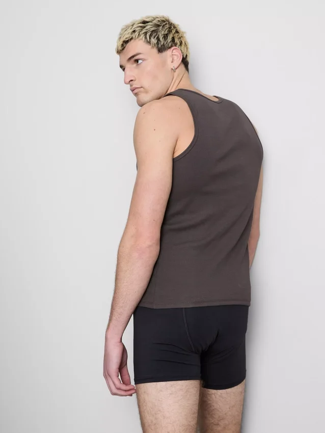 Schmal geschnittenes, geripptes Tanktop Schmal geschnittenes, geripptes Tanktop
