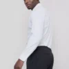 Schmal geschnittenes Stretch-Hemd mit Knöpfen Schmal geschnittenes Stretch-Hemd mit Knöpfen