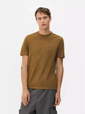 Schmal geschnittenes Stretch-T-Shirt Schmal geschnittenes Stretch-T-Shirt
