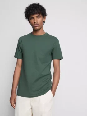 Schmal geschnittenes Stretch-T-Shirt Schmal geschnittenes Stretch-T-Shirt