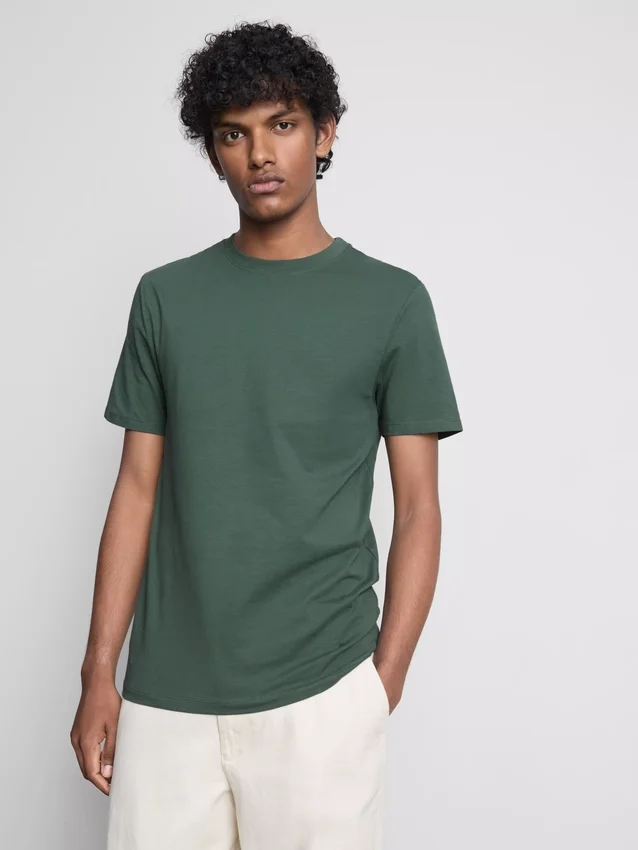 Schmal geschnittenes Stretch-T-Shirt Schmal geschnittenes Stretch-T-Shirt