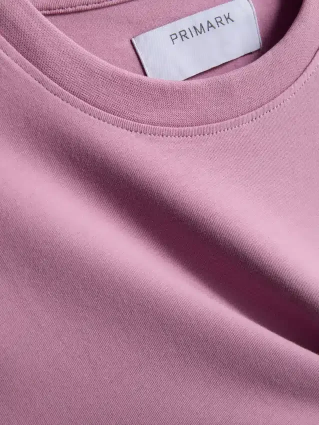 Schmal geschnittenes Stretch-T-Shirt Schmal geschnittenes Stretch-T-Shirt