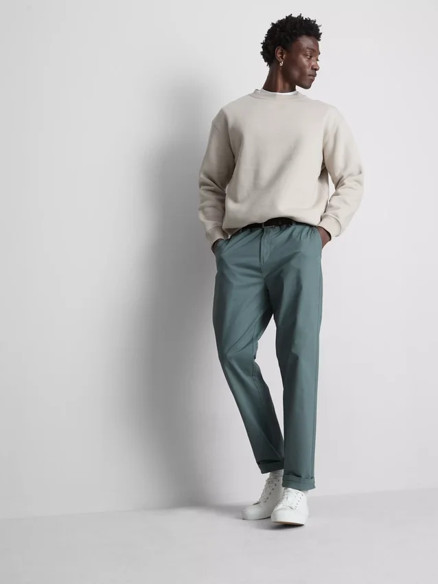 Schmale Chinos Schmale Chinos