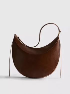Schultertasche aus Kunstwildleder in Mondform