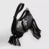 Schultertasche mit Fransen und Schnalle