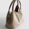 Schultertasche mit oberen Tragegriffen