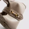 Schultertasche mit oberen Tragegriffen