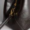 Schultertasche mit oberen Tragegriffen