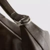 Schultertasche mit Ring-Detail