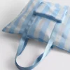 Shopper-Tasche zum Einpacken und Mitnehmen