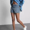 Shorts aus Baumwoll-Denim mit Vordertaschen Shorts aus Baumwoll-Denim mit Vordertaschen