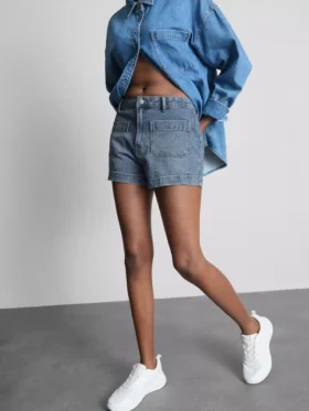 Shorts aus Baumwoll-Denim mit Vordertaschen