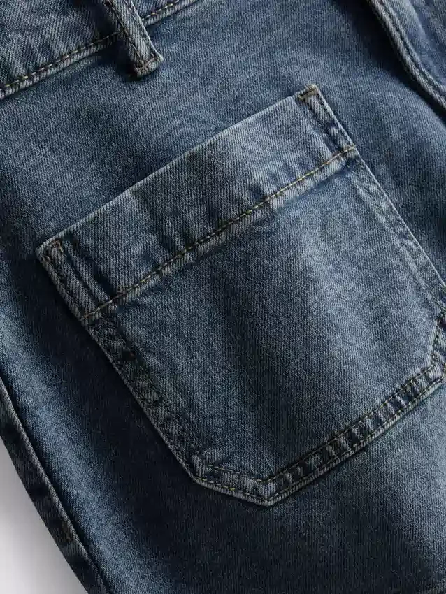 Shorts aus Baumwoll-Denim mit Vordertaschen Shorts aus Baumwoll-Denim mit Vordertaschen