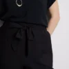 Shorts mit Gürtel zum Hineinschlüpfen Shorts mit Gürtel zum Hineinschlüpfen
