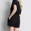 Shorts mit Gürtel zum Hineinschlüpfen Shorts mit Gürtel zum Hineinschlüpfen