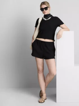 Shorts mit Kordelzug und Crinkle-Optik Shorts mit Kordelzug und Crinkle-Optik