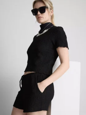 Shorts mit Kordelzug und Crinkle-Optik Shorts mit Kordelzug und Crinkle-Optik