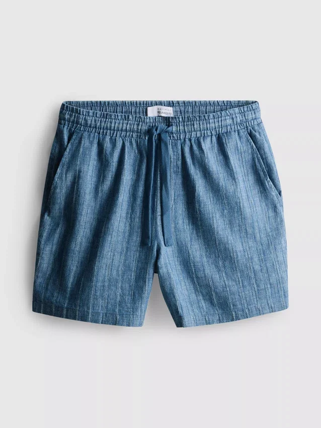 Shorts mit strukturiertem Kordelzug in der Taille Shorts mit strukturiertem Kordelzug in der Taille
