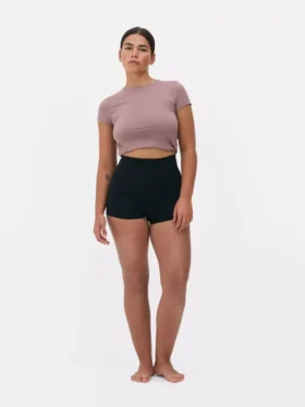 Shorts zur Taillenformung