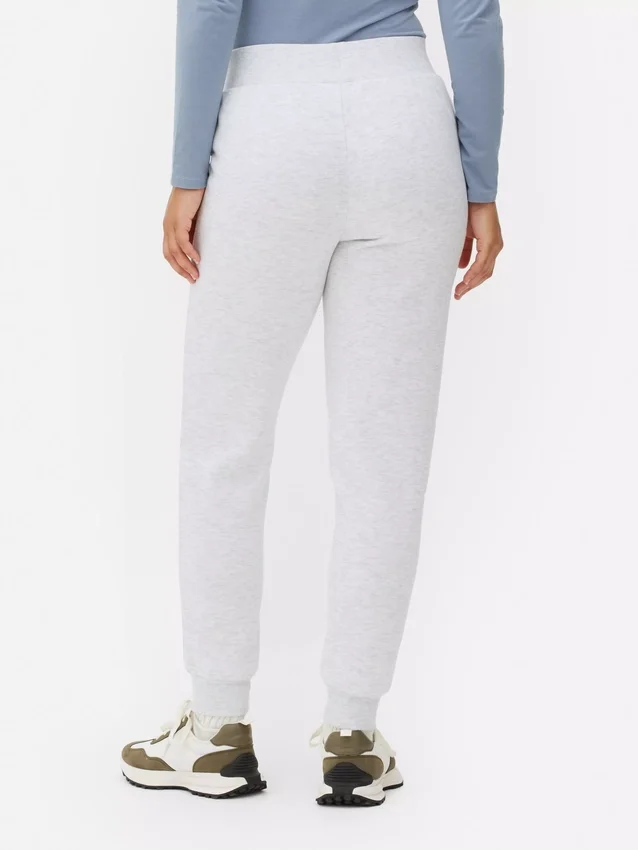 Skinny-Jogginghose mit Kordelzug Skinny-Jogginghose mit Kordelzug